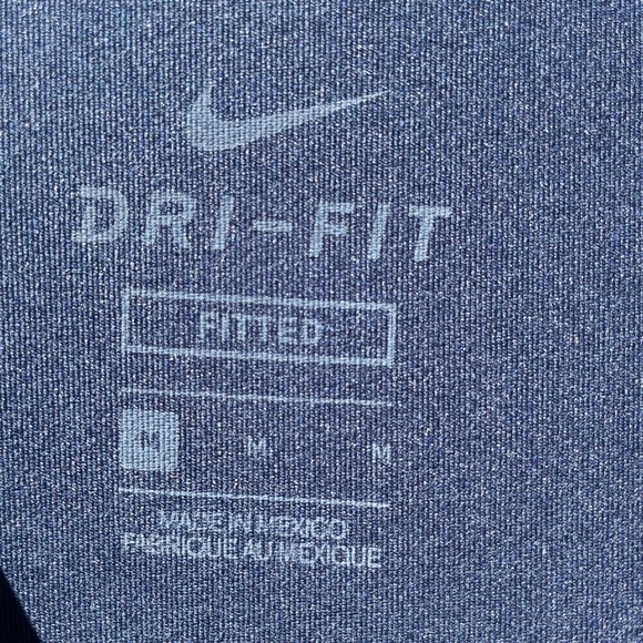 Men's Nike Navy Blue Training Short Sleeve Shirt Size Medium NWT - Picture 4 of 5